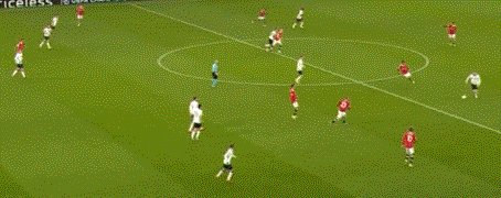1634763880049013455.gif 开云体育app-【欧冠】C罗制胜球!落后2球逆转!曼联3比2亚特兰大